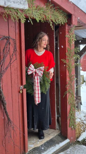 Hovedbilde NORA Strikket Vest