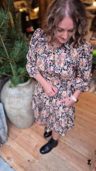 Hovedbilde VICKY Kjole Soft Botanic