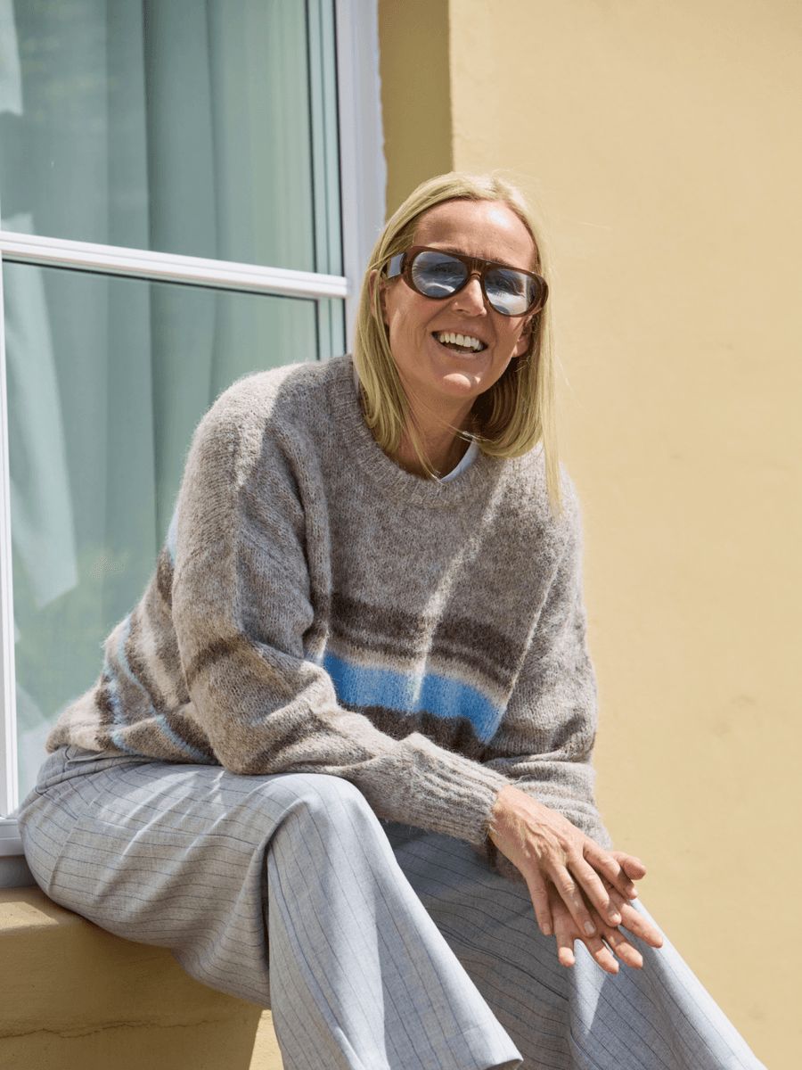 LILY O-Neck Genser Savannah Tan