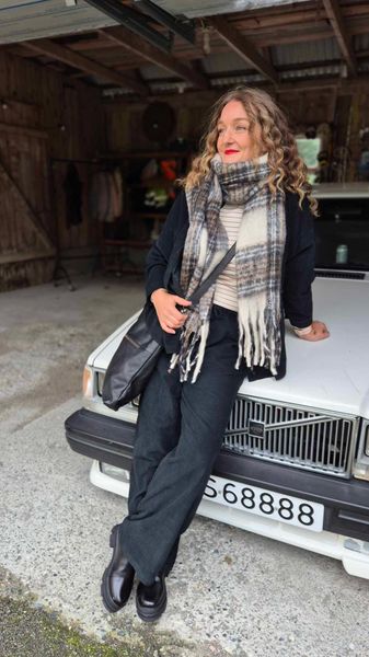 Hovedbilde SKJERF 123 Fluffy Skjerf m ...