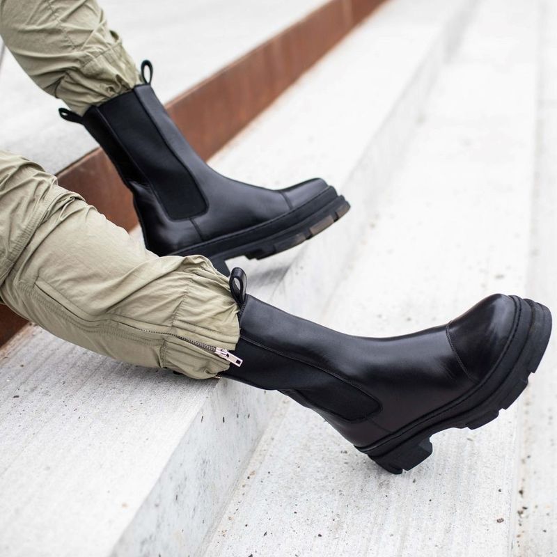 BOOTS You And Me Black Leather 