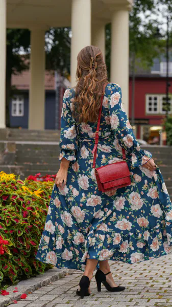 Hovedbilde SYRIN Lang Omslagskjole ...