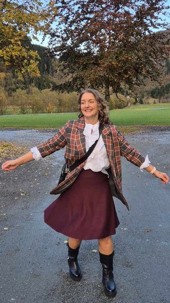 Hovedbilde ANNE MARIE Skirt Winetasting ...